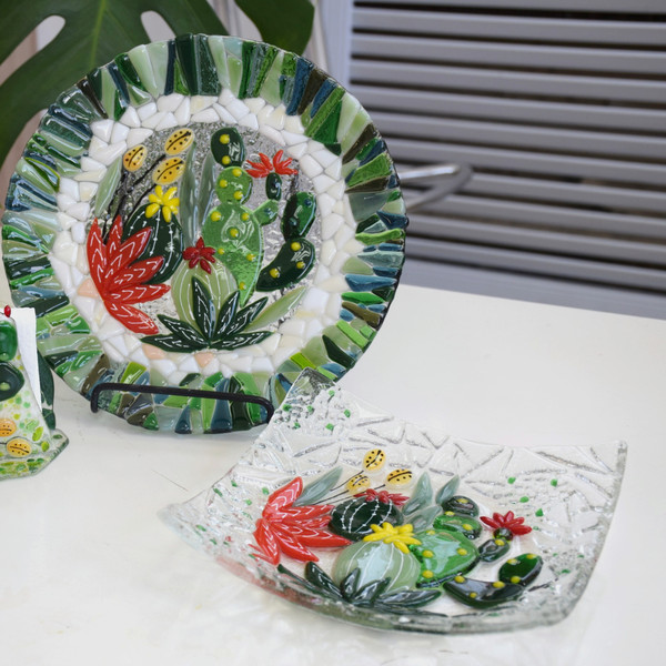 Сactus fused glass dish - Succulents decorative green platter - glass planter plates