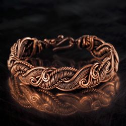 Unique wire wrapped copper bracelet for woman, Antique style, 7th Anniversary gift idea for wife, Artisan copper jewelry