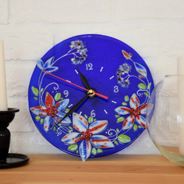 Flower wall clock - Fused glass clock for living room - Fused home decor - Round silent wall clock