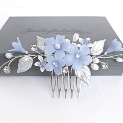 Dusty blue bridal hair comb, Light blue flower hair piece, Small wedding hair accessories with leaves