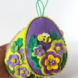 Egg felt toy, Easter magnet, spring decor