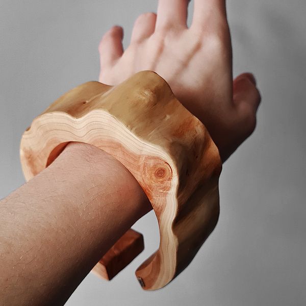 Hand, Wooden bracelet