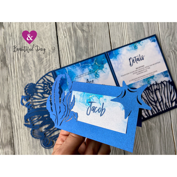 Tri-fold invitation and blue place card set