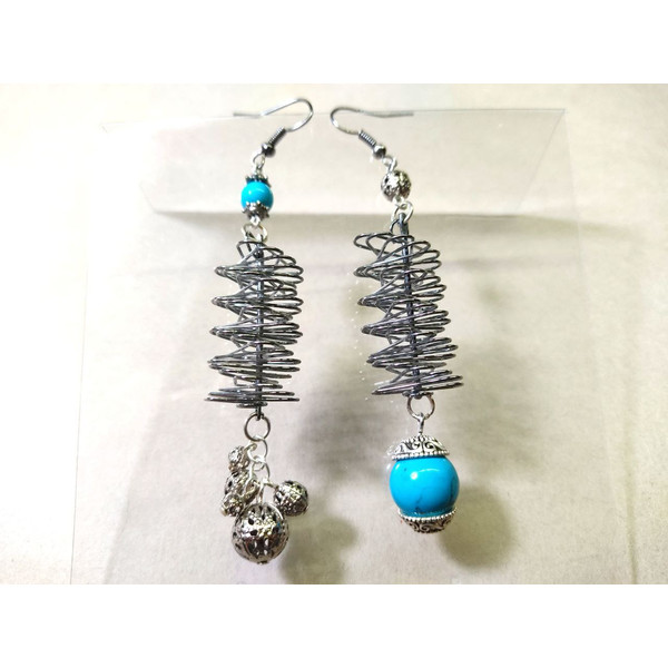 earrings blue asimmetric beaded 2.jpg