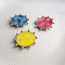 Colorful oval brooch, 12 colors
