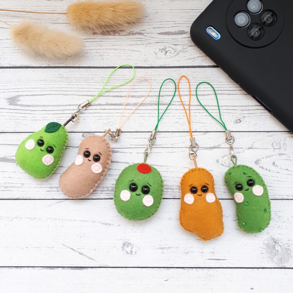 Kawaii-phone-charms