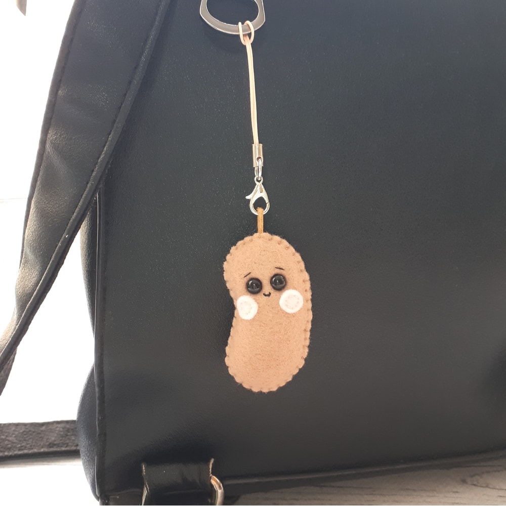 Bean-bag-Zipper-charm