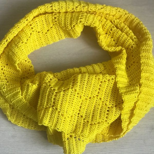 Amazing-crochet-scarves-handmade.jpeg