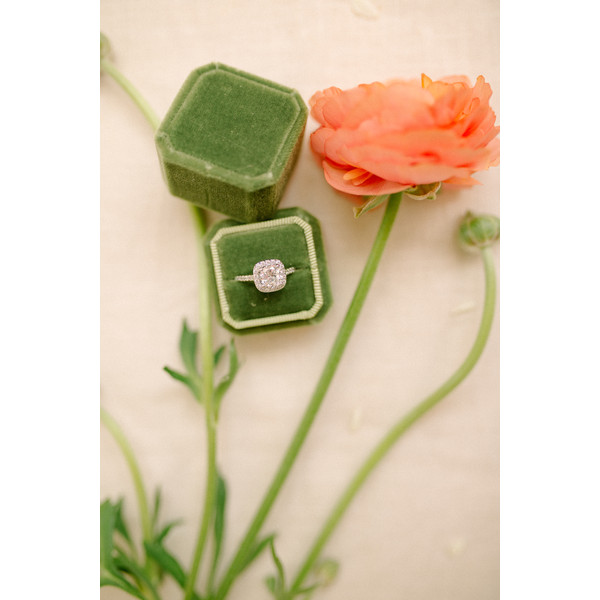 green velvet ring box-3.jpg
