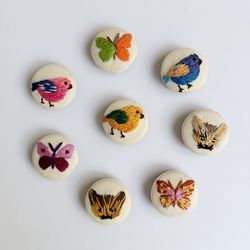 Embroidery Buttons Animal Buttons Fabric Covered Brooch Handmade Floral Button Design Pin Accessories 8 Pcs