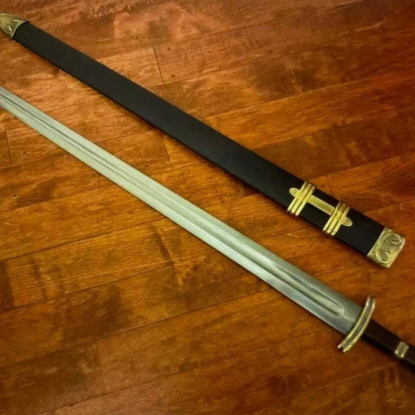 King Ragnar Sword Handmade Damascus Sword Viking With Leather Sheath.jpg