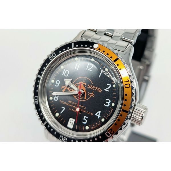 mechanical-automatic-watch-Vostok-Amphibia-Scuba-dude-Diver-Black-Orange-420380-3