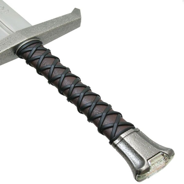 King Arthur Legend of The Sword, Excaliburs.jpg