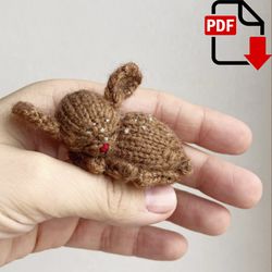 Mini fawn. Tiny sleeping deer. English and Russian PDF.