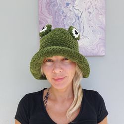 Frog Hat Knit Frog Bucket Hat Crochet Green Velvet Frog Bucket Hat