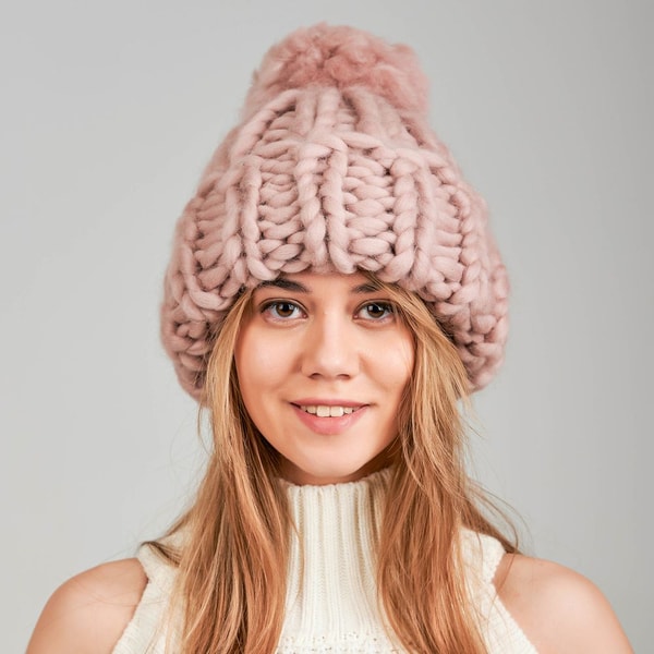 Hat with a pompom made of merino wool. Light brown color | Inspire Uplift