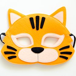 Tiger mask from felt