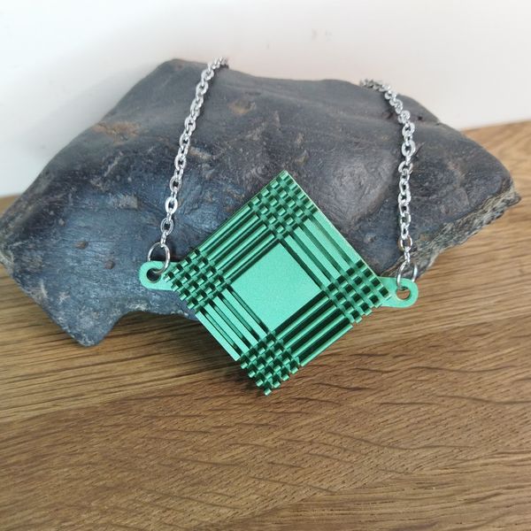square-pendant-green-color-with-chain