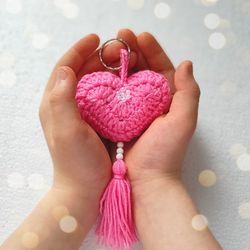 Heart Free Crochet Pattern Keychain, Valentine's Day Gift, Easy Crochet Pattern Hearts, Tutorial Decoration Valentintine