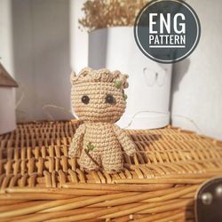 Amigurumi Groot Crochet pattern. Miniature Groot toy pattern.