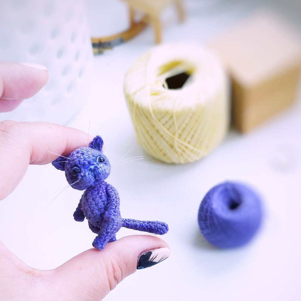 Itiny cat kitty kitten brooch pdf crochet pattern5.jpeg
