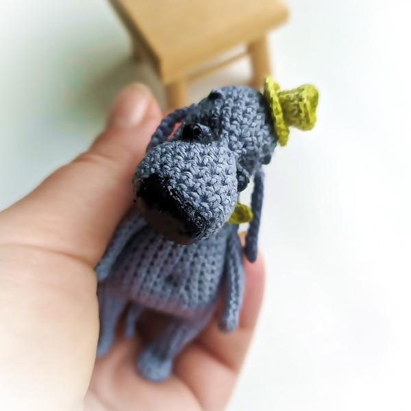 Cute tiny dog brooch crochet pattern3.jpg