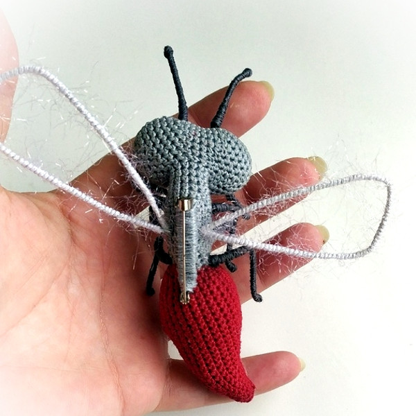 tiny mosquito insect brooch crochet pattern2.jpg