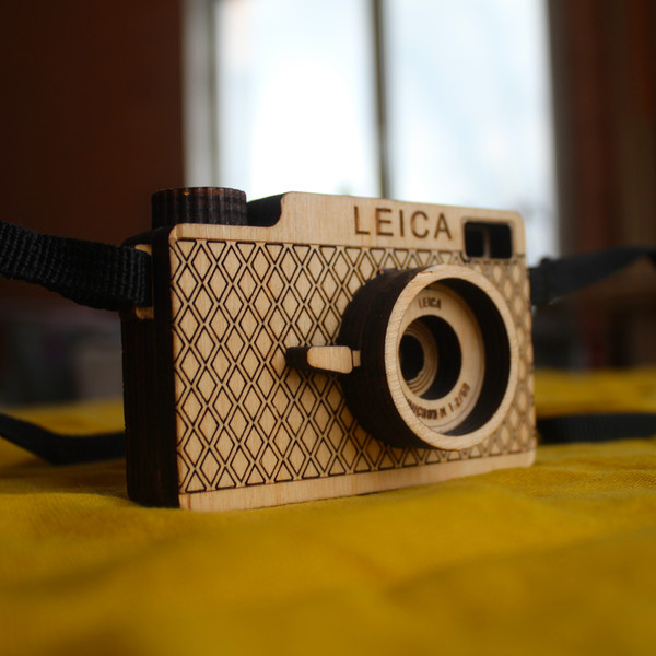 wooden-toy-photo-camera-for-kids-made-of-plywood-by-beaver's-craft-04.JPG