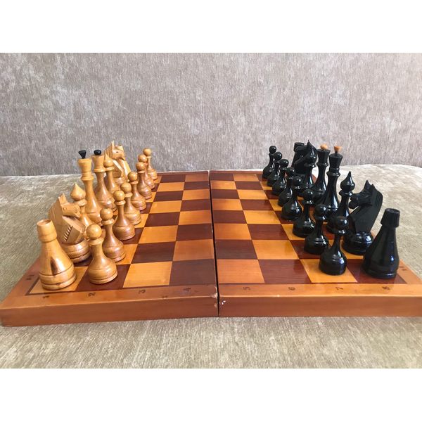 big_wood_chess3.jpg