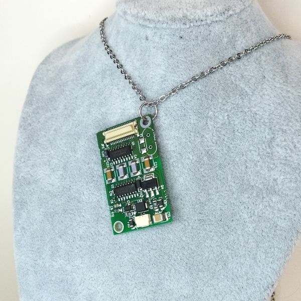 Cyberpunk-necklace-recycled