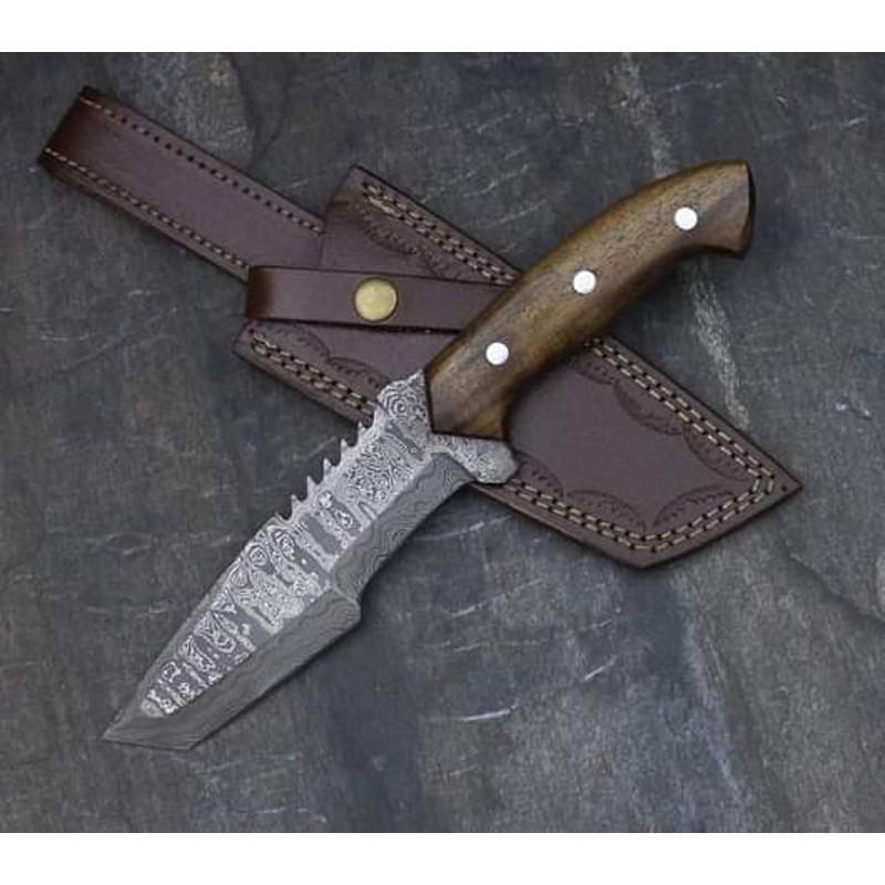 Carbon Steel Hunting Knife for sale