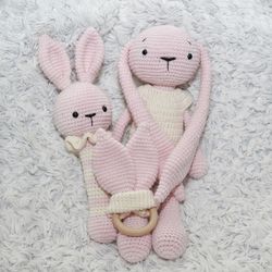 Set for newborns,Toy bunny in a blouse,Rattle,Rodent,For teething,