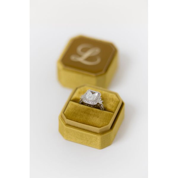Bark-and-Berry-Grand-Amber-octagon-vintage-wedding-embossed-individual-monogram-velvet-ring-box-001.jpg