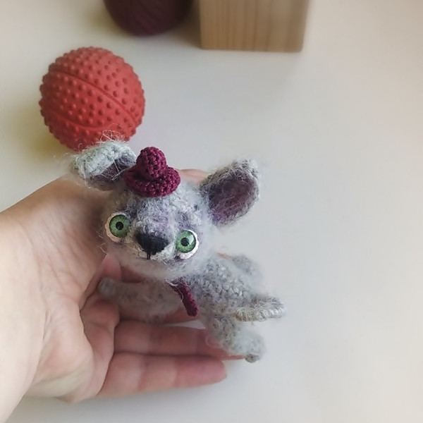 tiny puppy dog brooch crochet pattern1 4.jpg