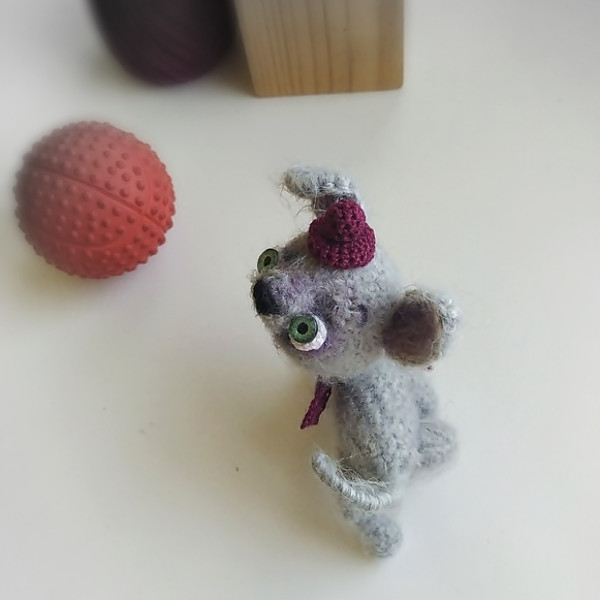 tiny puppy dog brooch crochet pattern13.jpg