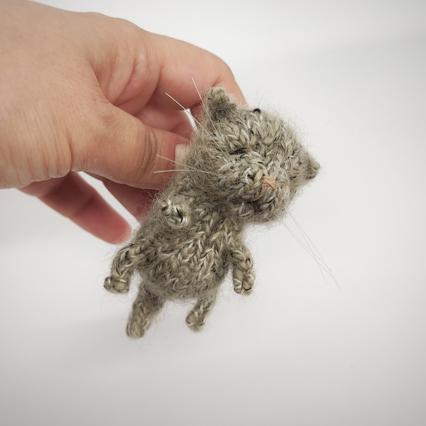 Newborn cat knitting pattern, toy knitting pattern, amigurumi pattern, knitted kitty, kitten tutorial, how to knit cat 4.jpeg
