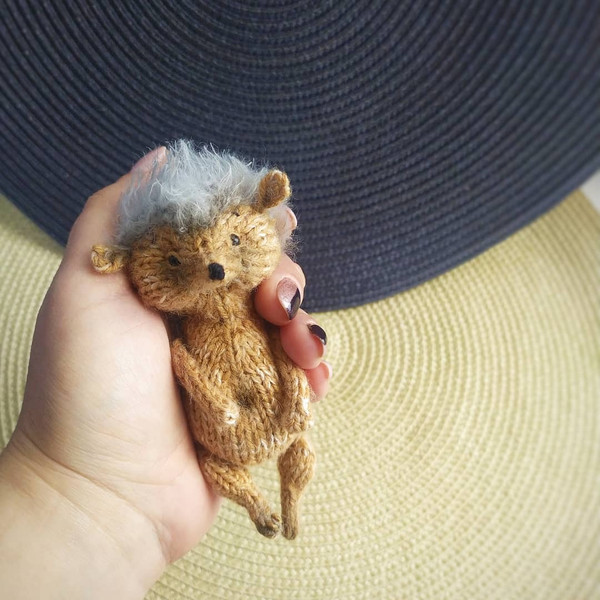 Tiny cute hedgehog toy amigurumi knitting pattern4.jpeg