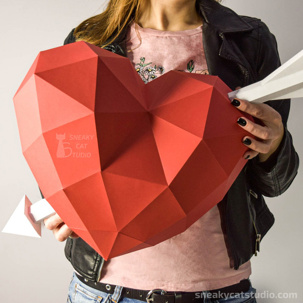Heart-With-Arrow-love-papercraft-paper-sculpture-decor-low-poly-3d-origami-geometric-diy-9.jpg