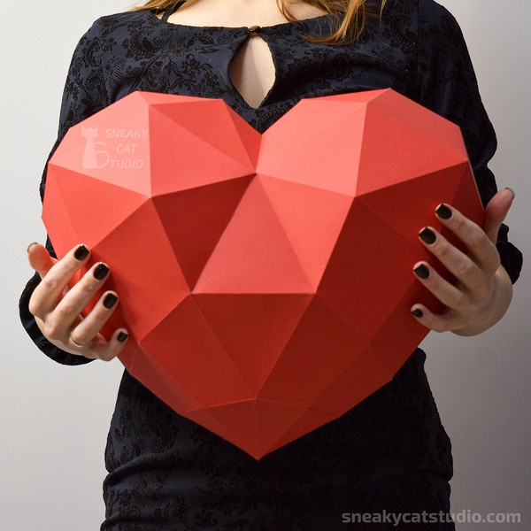 Heart-With-Arrow-love-papercraft-paper-sculpture-decor-low-poly-3d-origami-geometric-diy-12.jpg