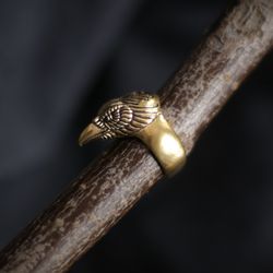 Raven massive ring in brass with valknut. Heavy man bird head jewelry. viking Present for him. Pagan accessory