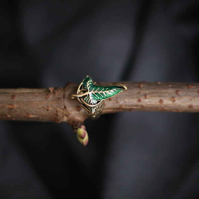 Lorien-leaf-jewelry
