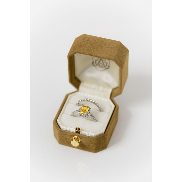 Bark-and-Berry-Grand-Ochre-lock-octagon-vintage-wedding-engraved-embossed-engraved-enameled-individual-monogram-suede-velvet-ring-box-001.jpg