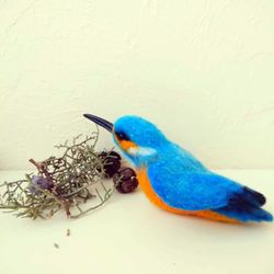 Interior birds made of wool, home and garden decoration, room decor, a copy of a bird made of wool to order