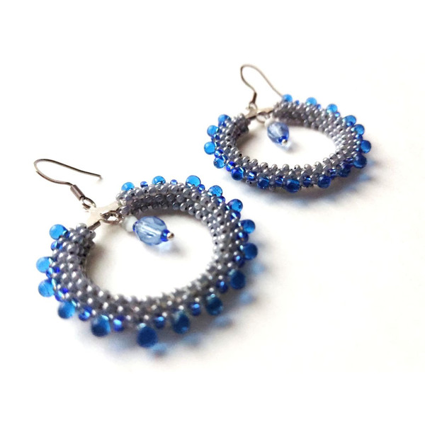 grey blue round earrings5.jpg