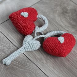 Valentine gift knitted heart, heart decorations, Valentines gift, crochet heart, Valentines Day Decor, Valentine's day
