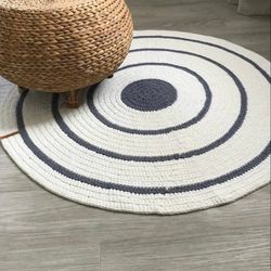 crochet round rug, crochet handmade rug, interior crochet rug