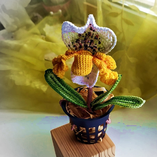 Orchid crochet pattern, set of two flower patterns, brooch and plant in a pot1.jpg