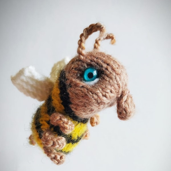 Honeybee knitting pattern, cute toy knitting pattern, insect | Inspire ...