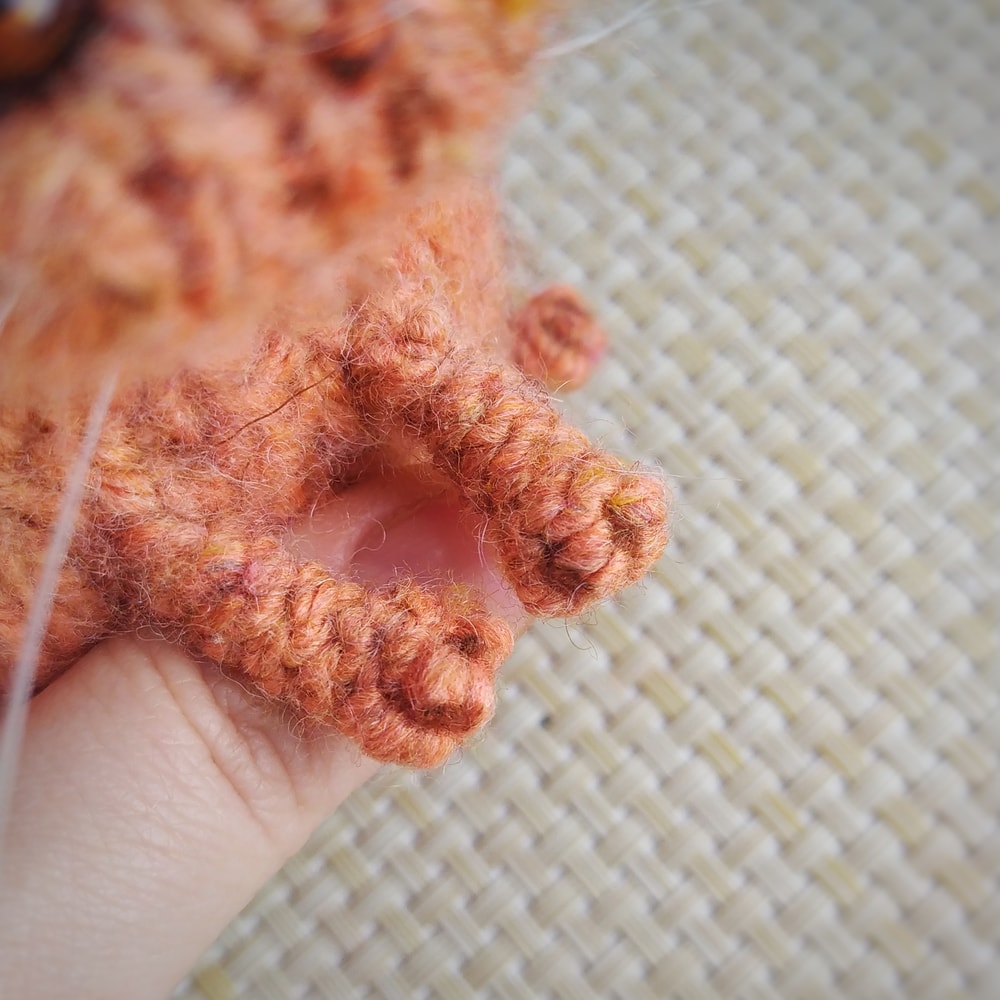 Cat Knitting Pattern, sitting kitty pattern, toy knitting pattern, cute cat tutorial, gift for cat lover, how to knit DIY 9.jpeg