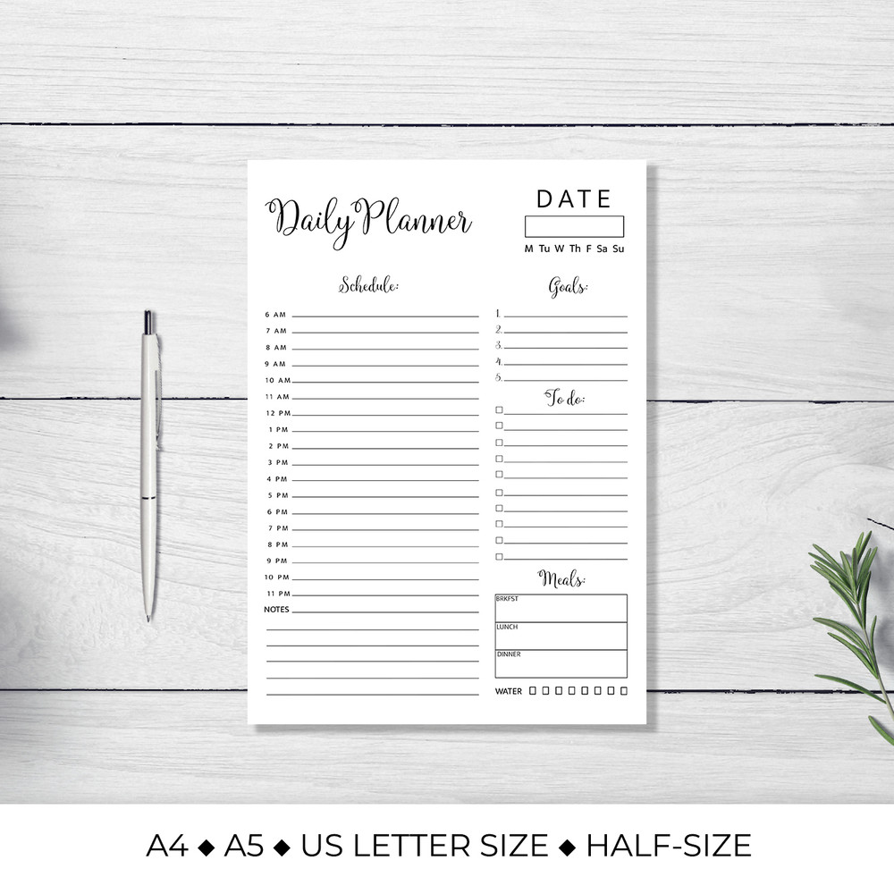 DailyPlanner01-Mockup1-SQ.jpg